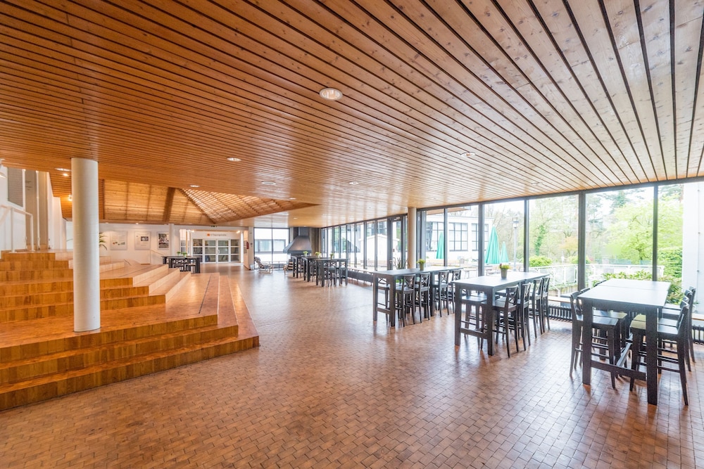 Haus Neuland 18/36