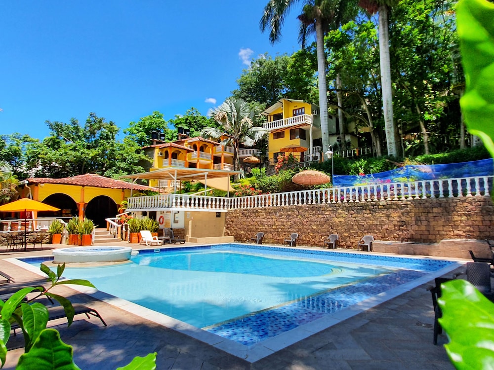 Hotel Posada Campestre San Gil 50/55