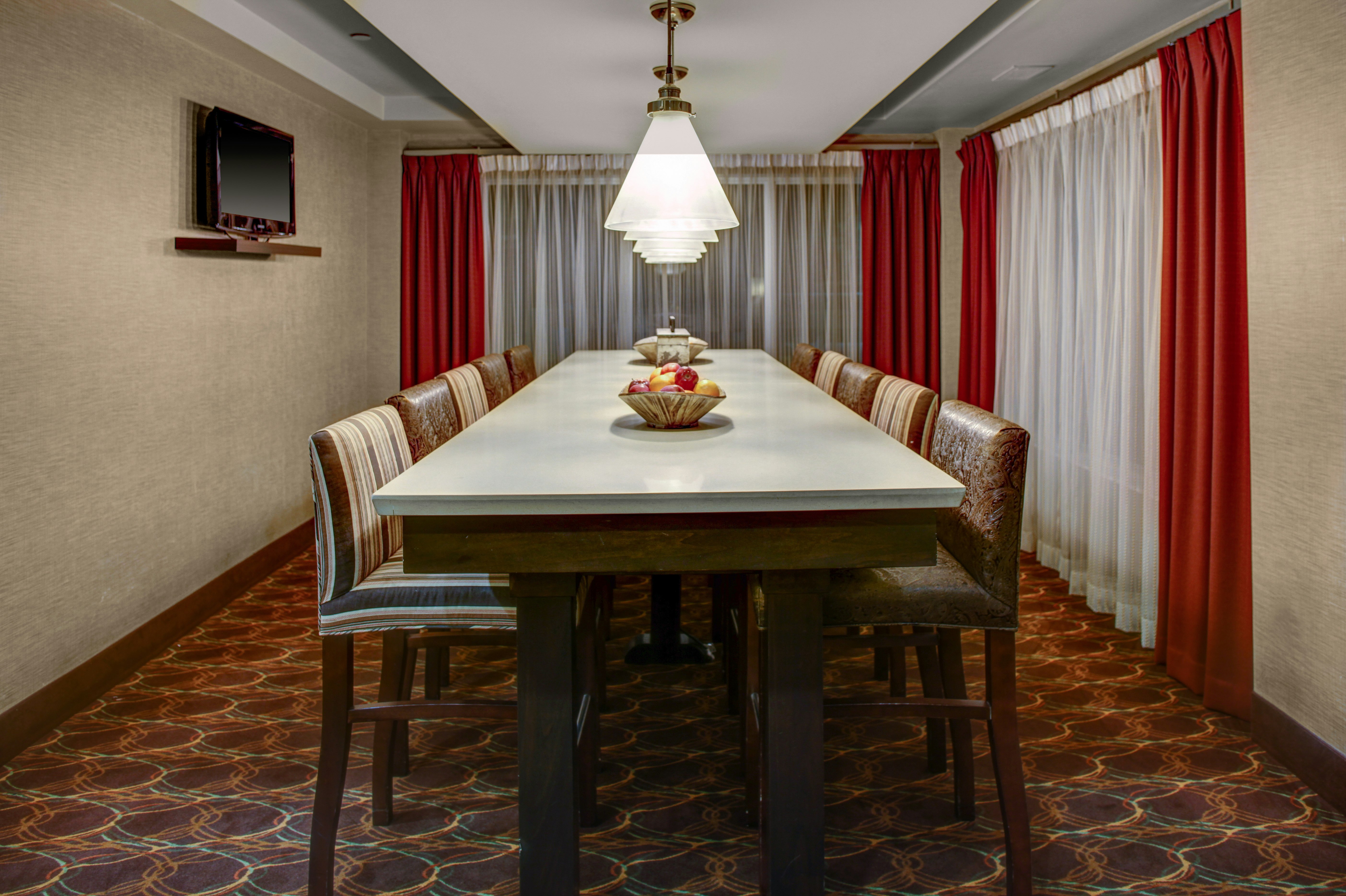 Hampton Inn and Suites Ft. Worth Alliance Airport 37/53