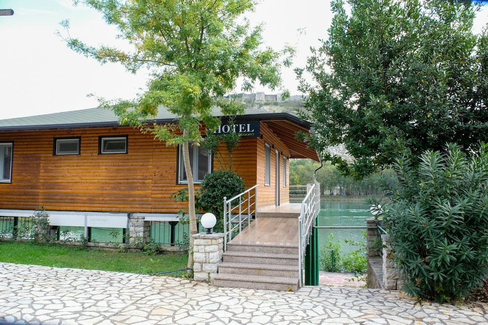 Buna Park Hotel Shkoder 44/50
