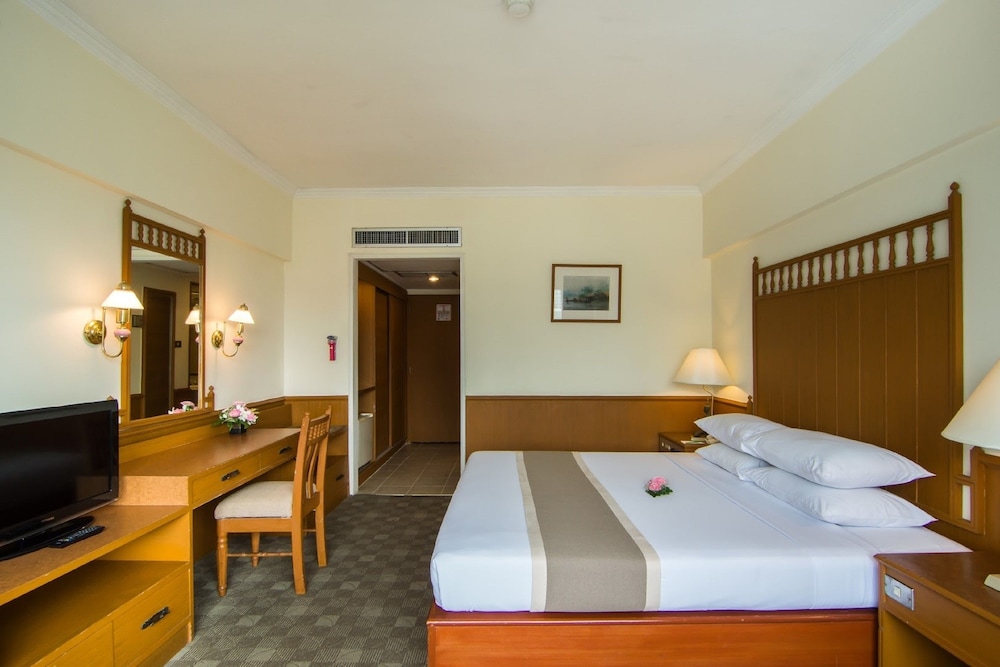 Bangkok Palace Hotel 20/75