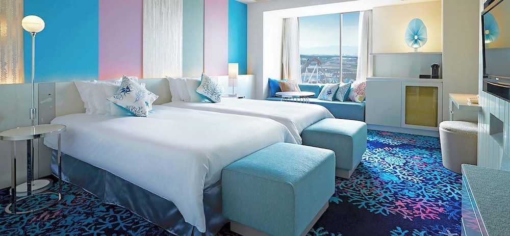 Ocean, Deluxe, Twin Beds, Top Floor