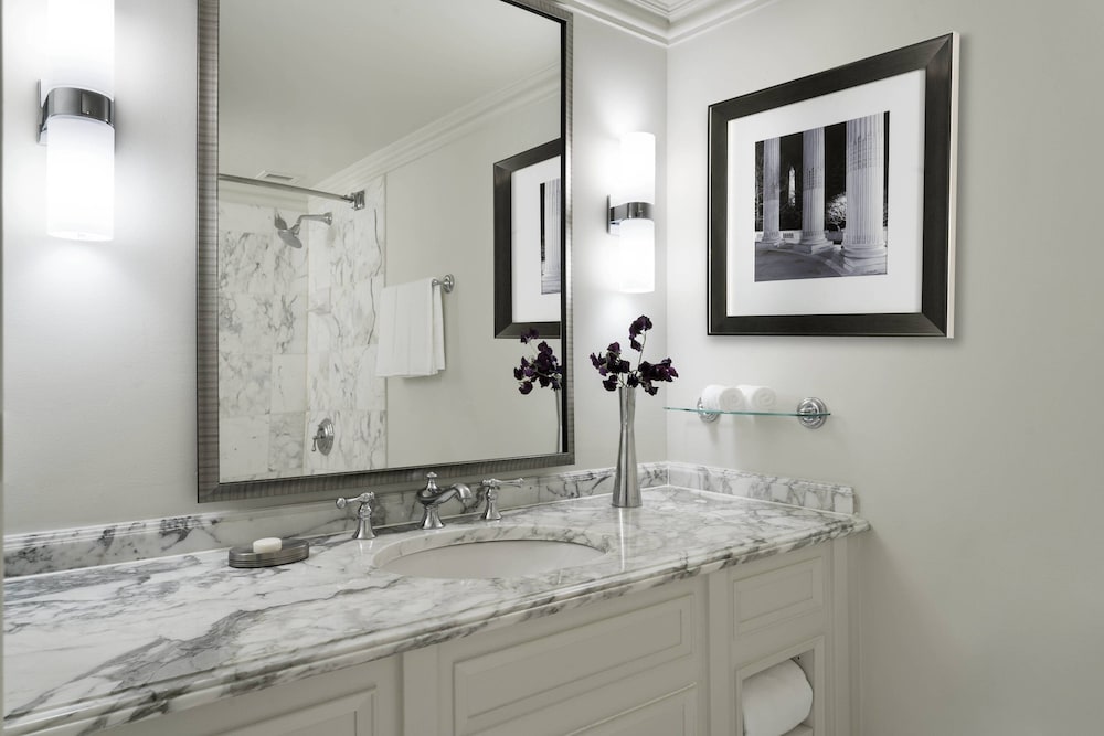 Ritz Carlton Pentagon City 5/59