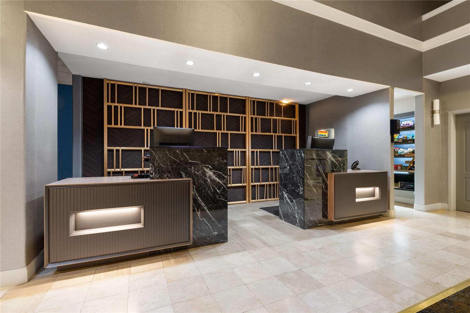 La Quinta Inn & Suites by Wyndham-Brookshire-West Katy 7/39