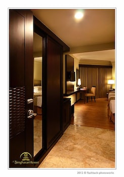The Singhasari Resort 42/77