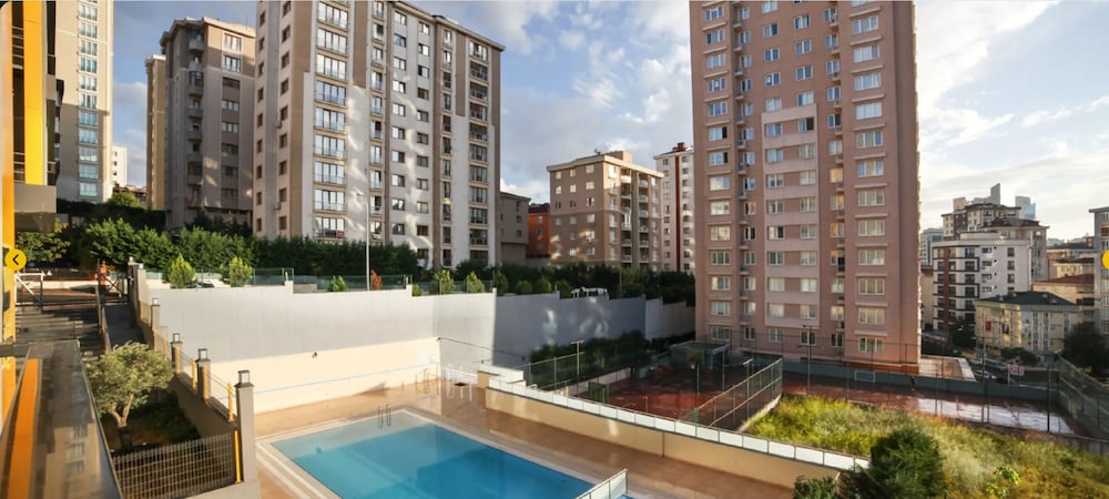 The Place Suites Atasehir 28/30