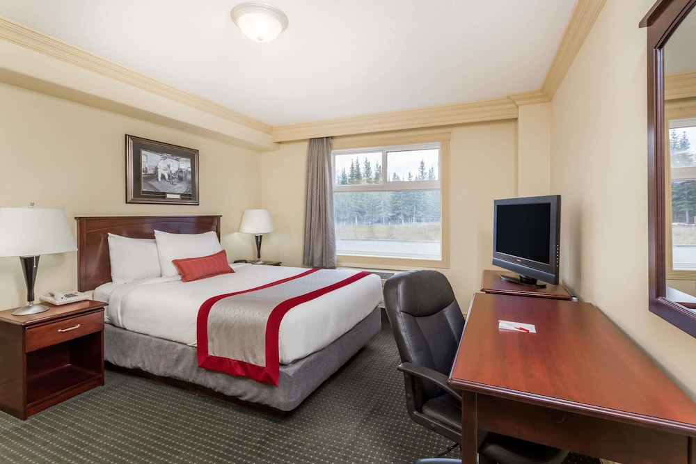 Ramada By Wyndham Hinton 13/32