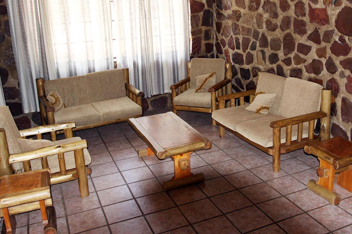 Moletani Game Ranch 19/50