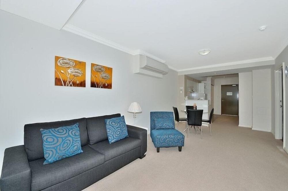 Dolphin Quay Apartments 41/71