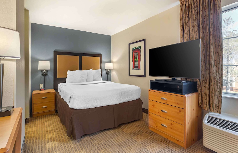 Extended Stay America - Boston - Westborough - Computer Dr. 13/38