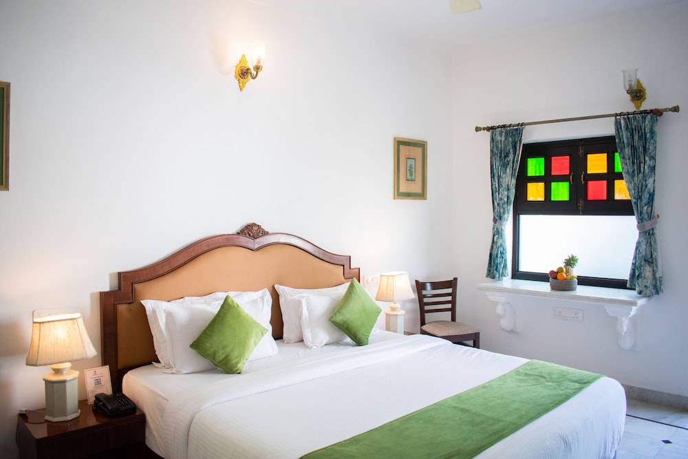 Hotel Swaroop Vilas 17/49