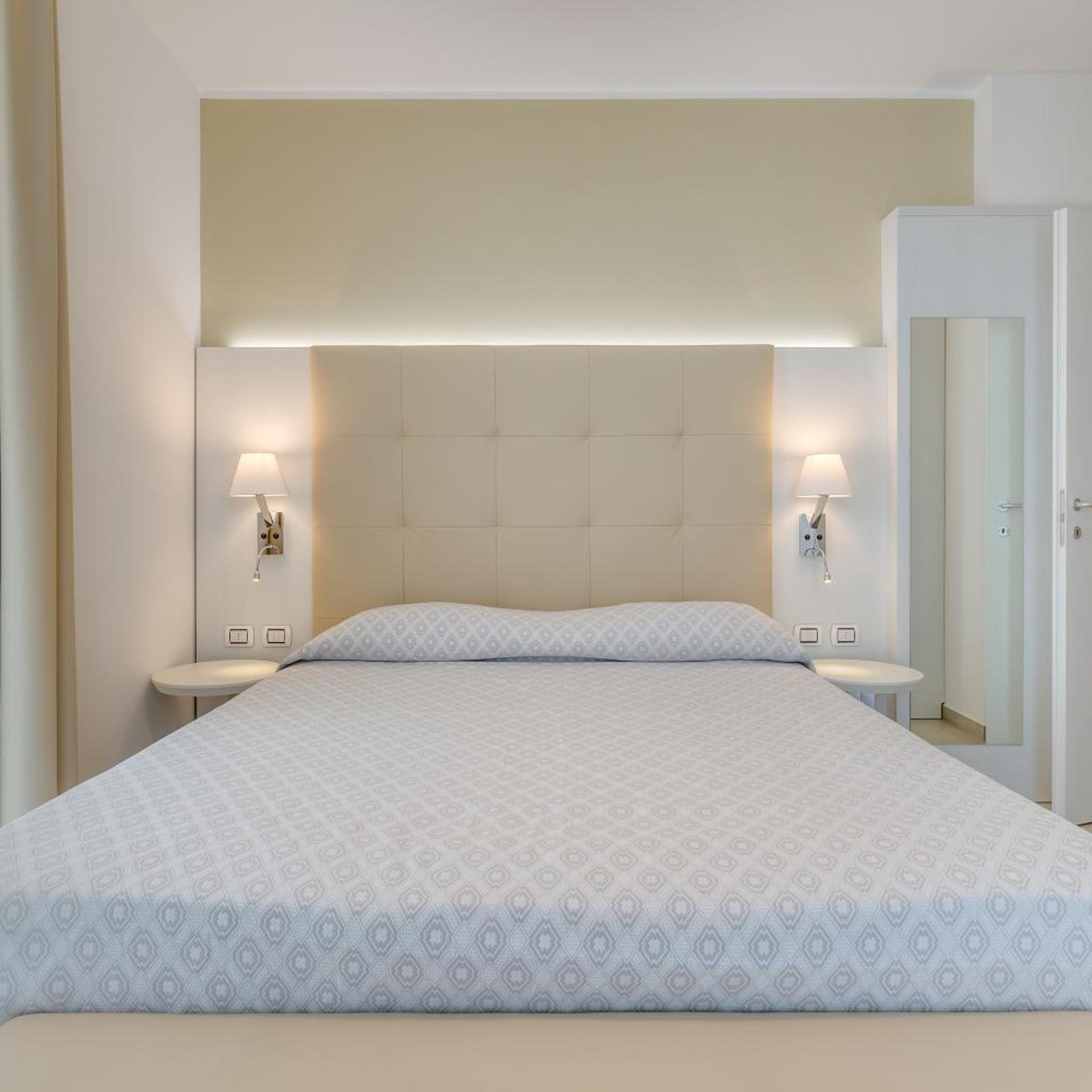 Family Suite, Balcony, AMBASSADOR 7/10