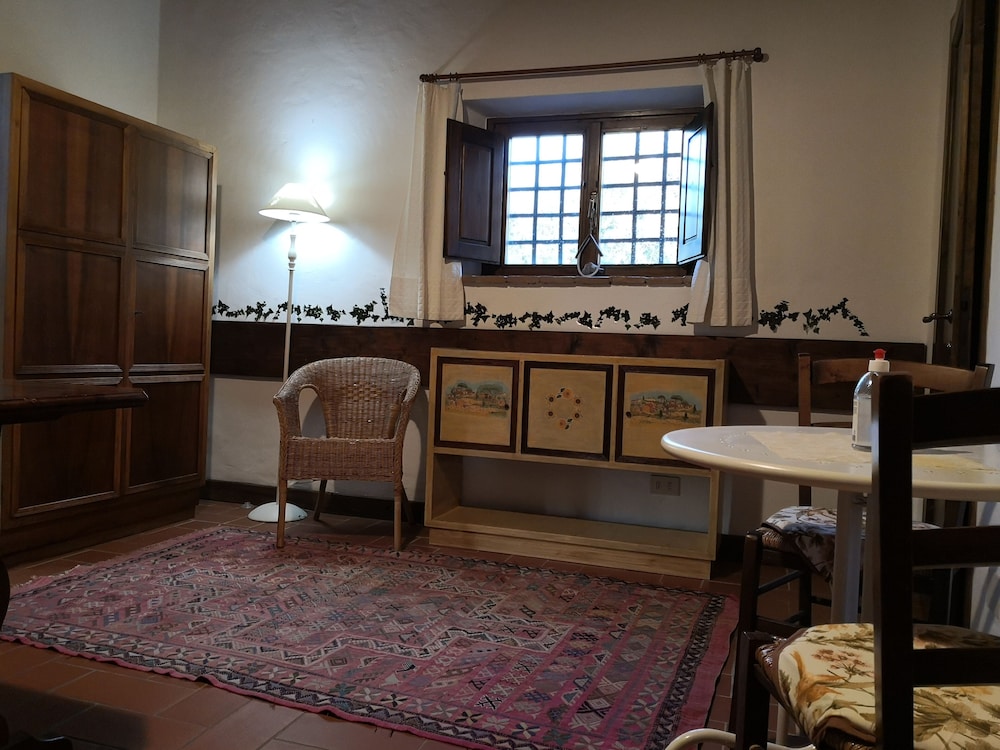 Fattoria Di Poggiopiano 25/50