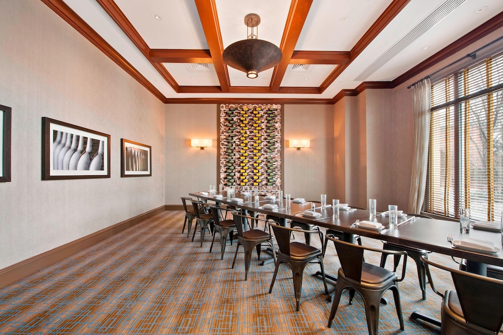 Bridgewater Marriott 32/39