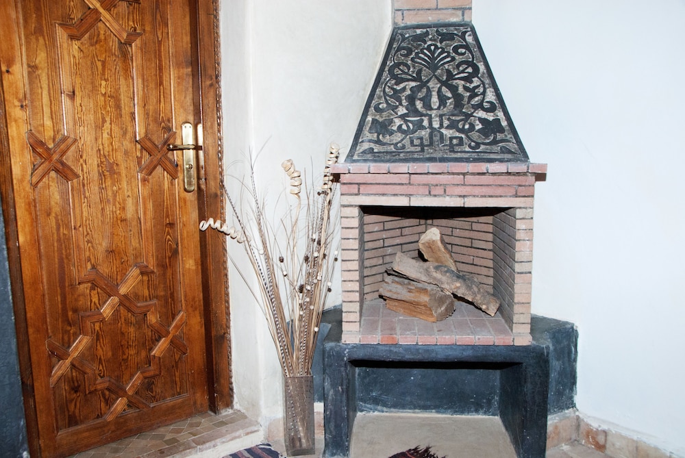 Riad Jonan 2/65