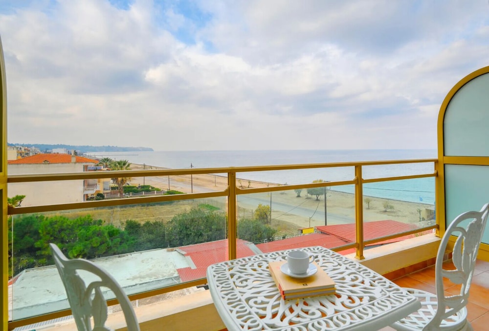 Eona Beach Resort 47/66