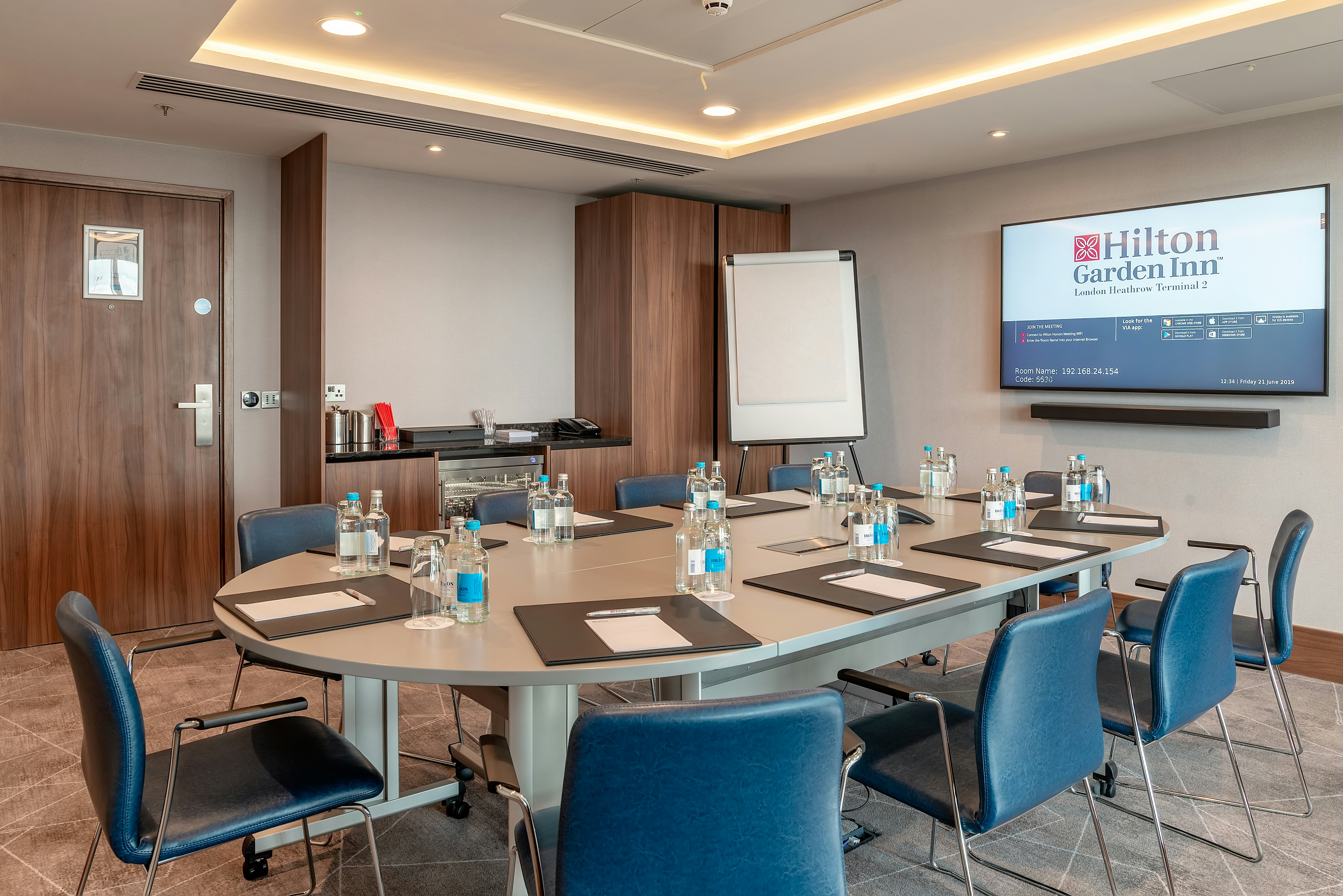 Hilton Garden Inn London Heathrow Terminal 2 and 3 64/66