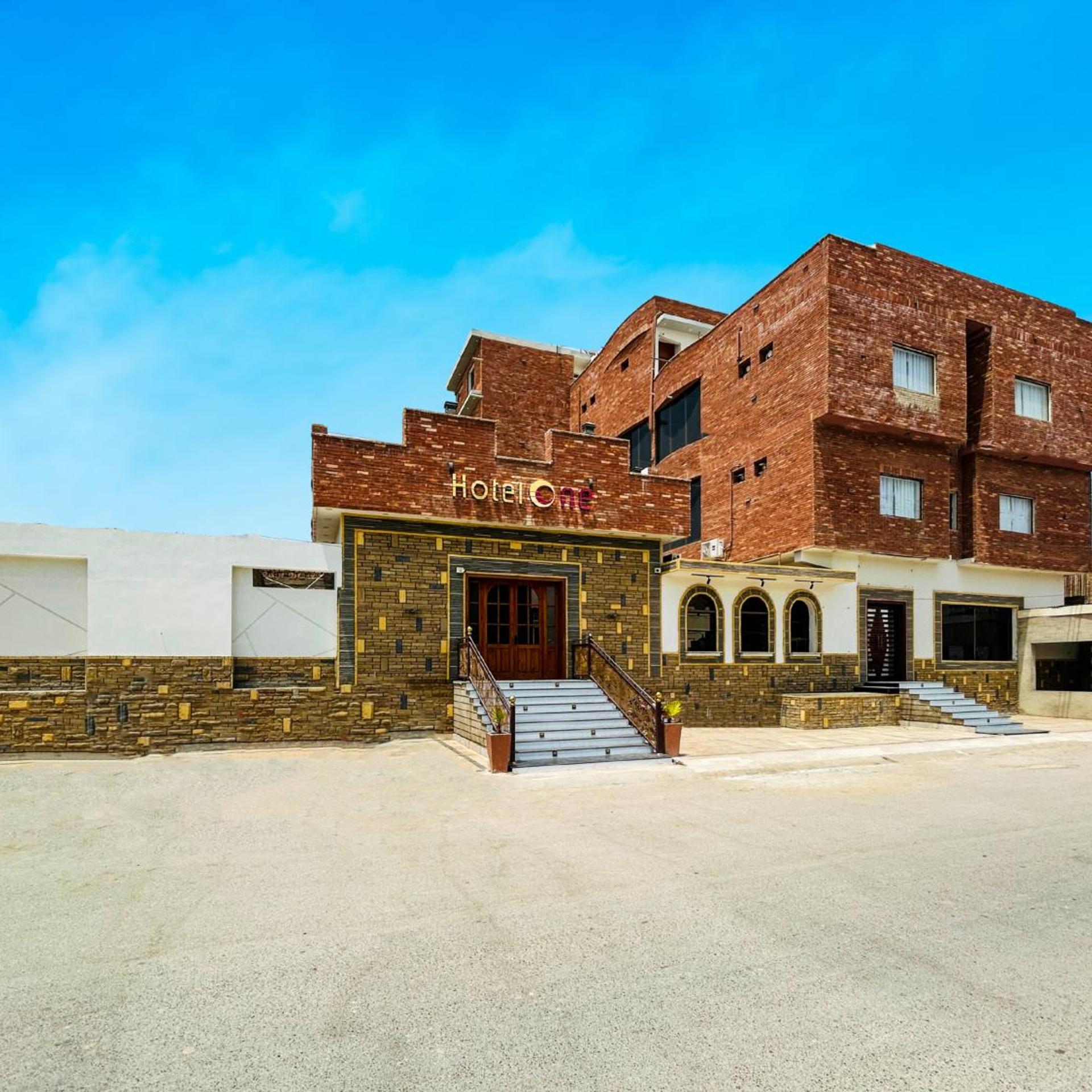 Hotel One University Sukkur 64/65