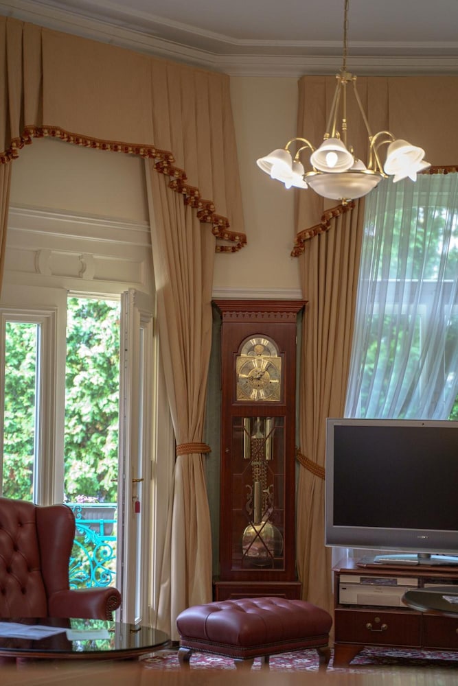 Hotel Mignon 7/46