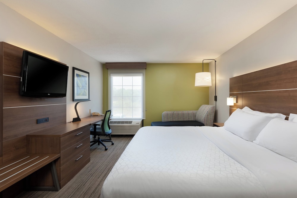 Holiday Inn Express Hotel & Suites Milton East I-10 22/73