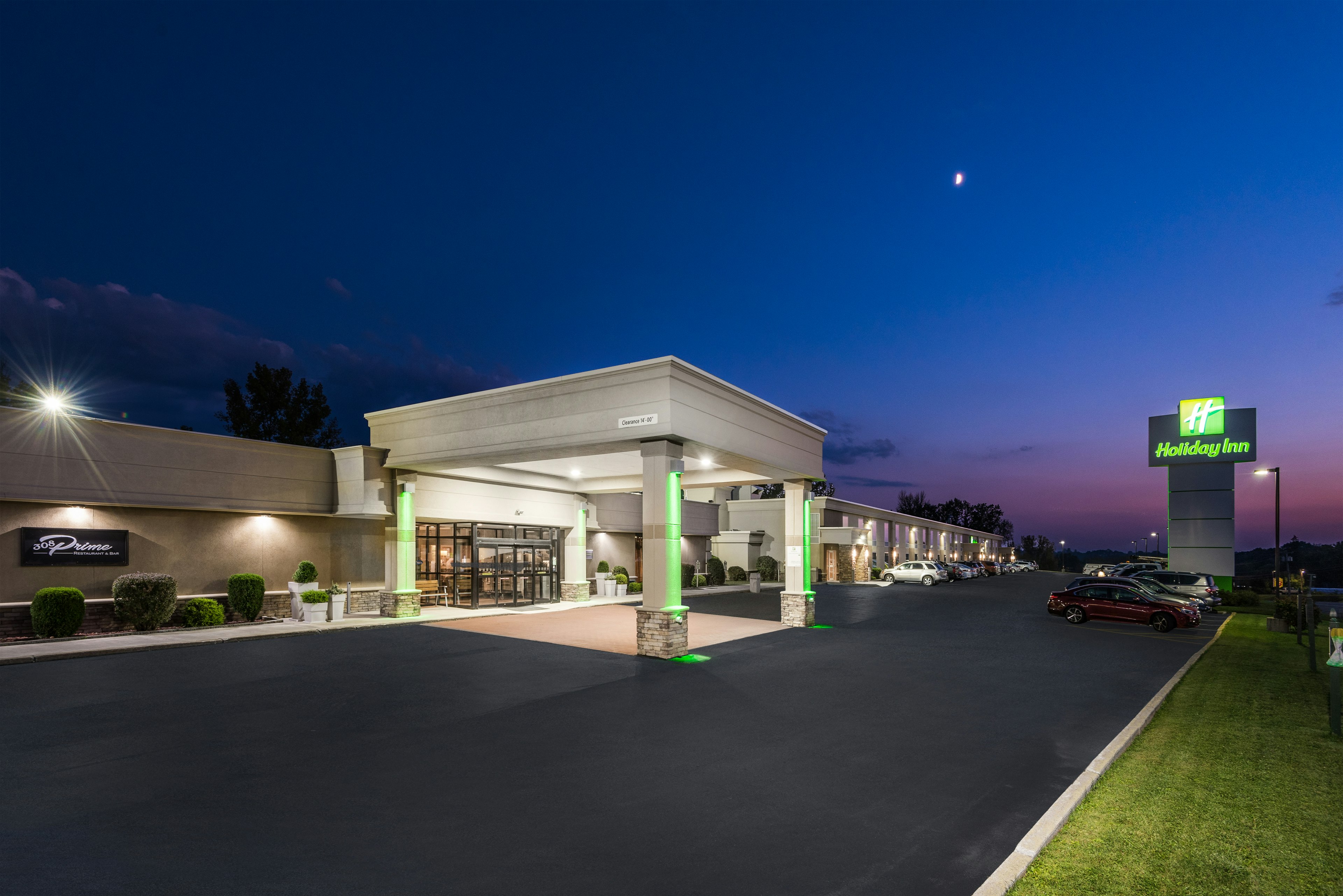 Holiday Inn Johnstown-Gloversville 6/66