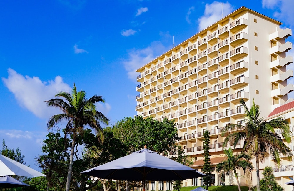 Hotel Breezebay Marina 2/71