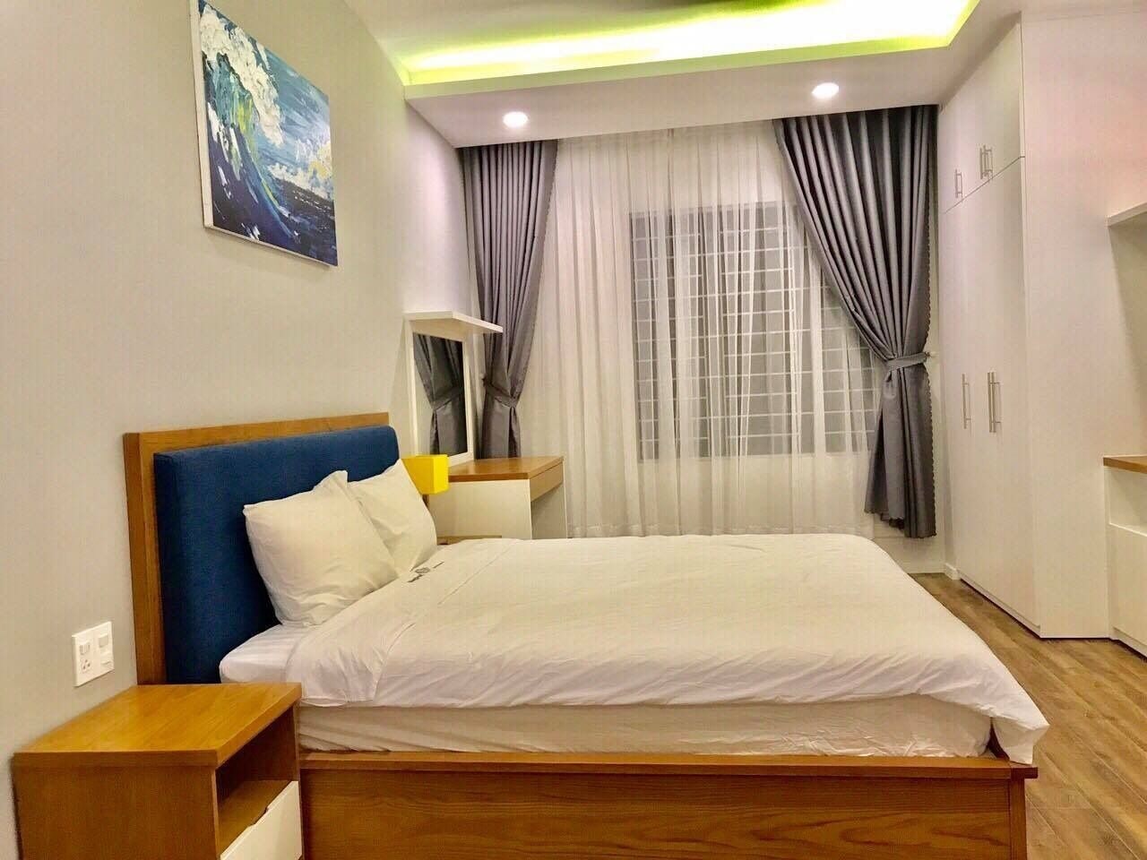 SUPERIOR, KING BED