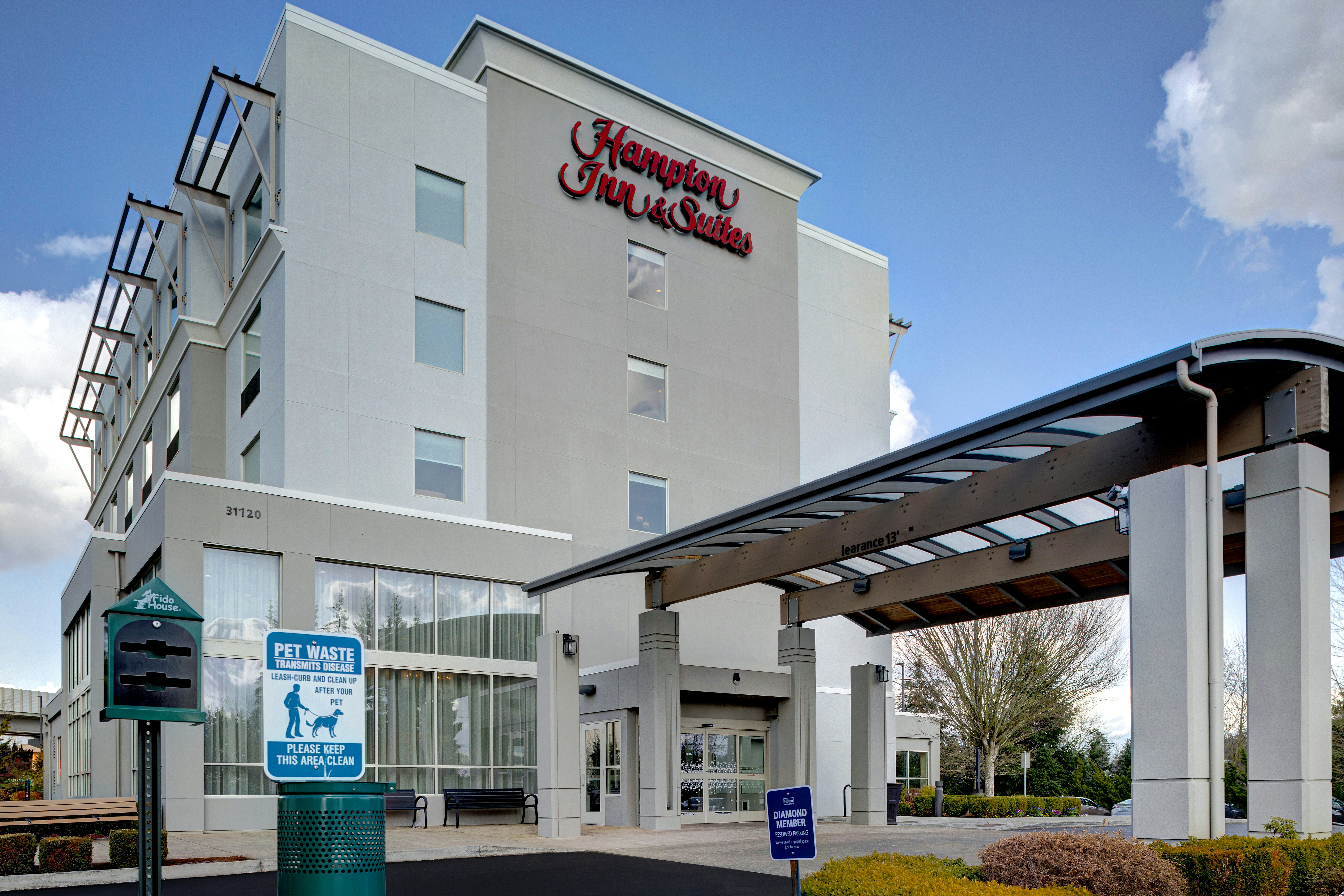 Hampton Inn & Suites Seattle/Federal Way 2/25