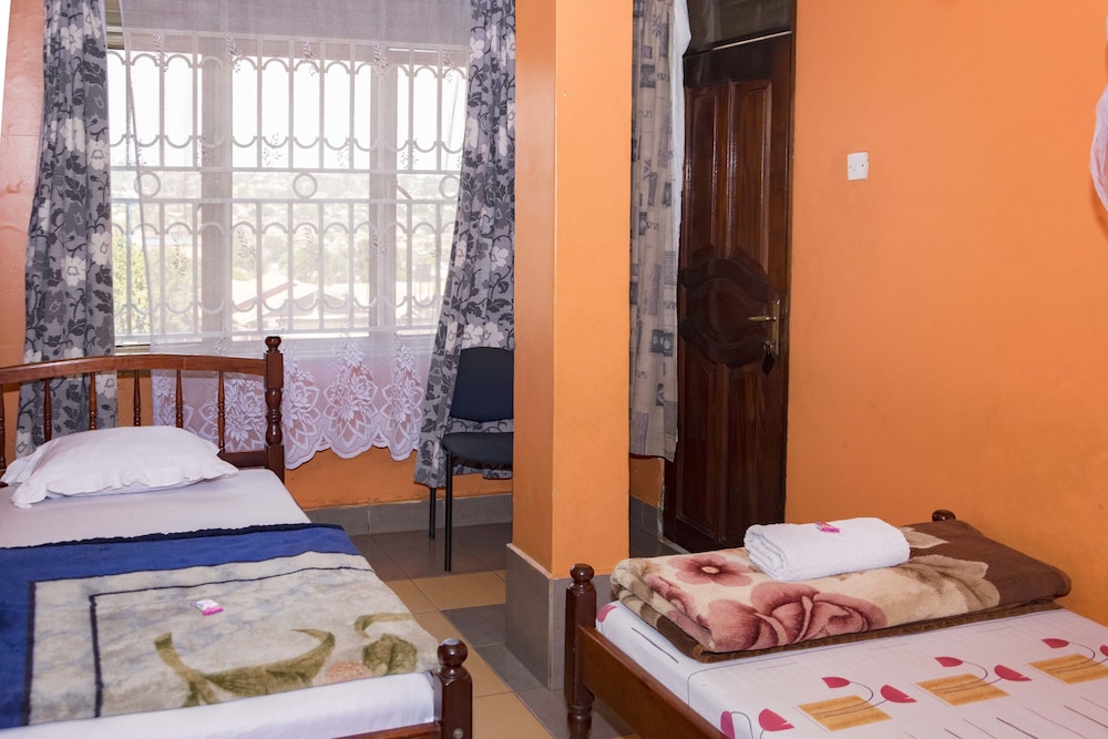 Rosama Guest House 13/42