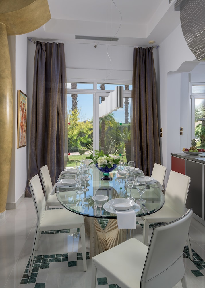 GRANDE DAME VILLA - RHODES 36/50