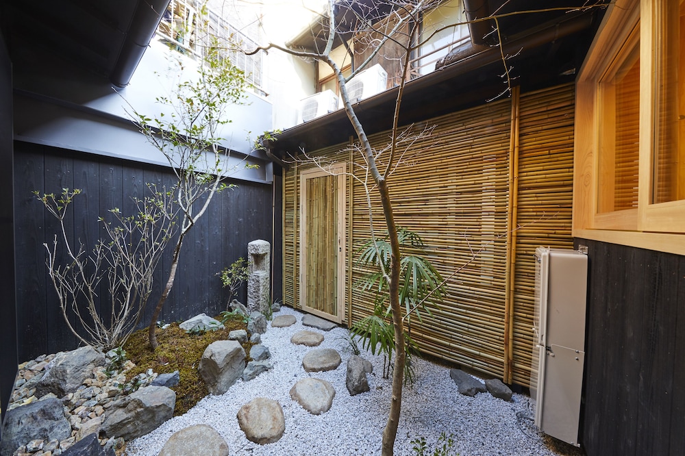 Rinn Tenjincho 18/44