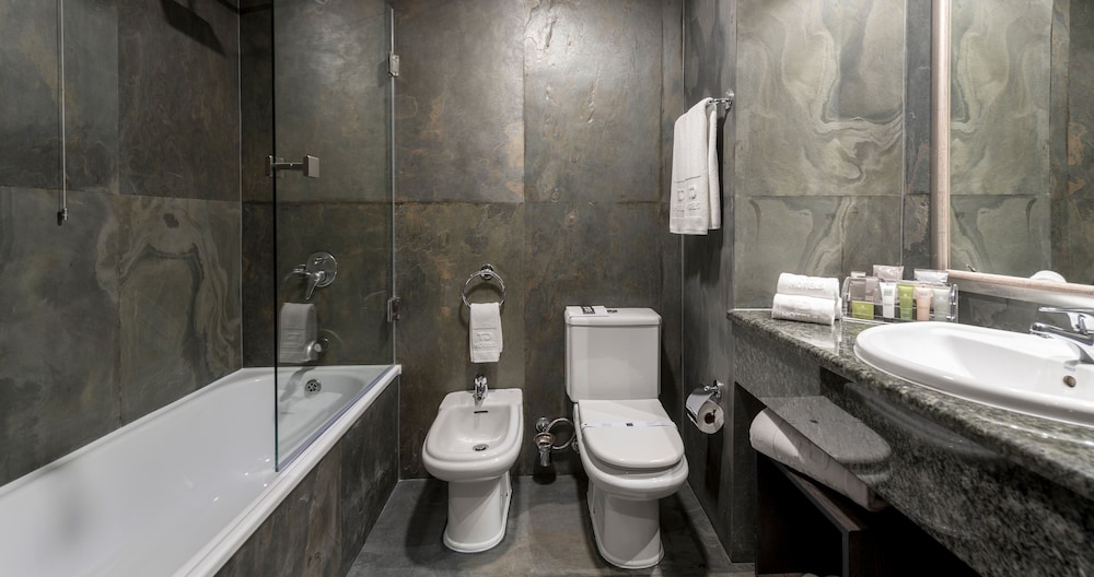 Avenida Hotel Maputo 17/56