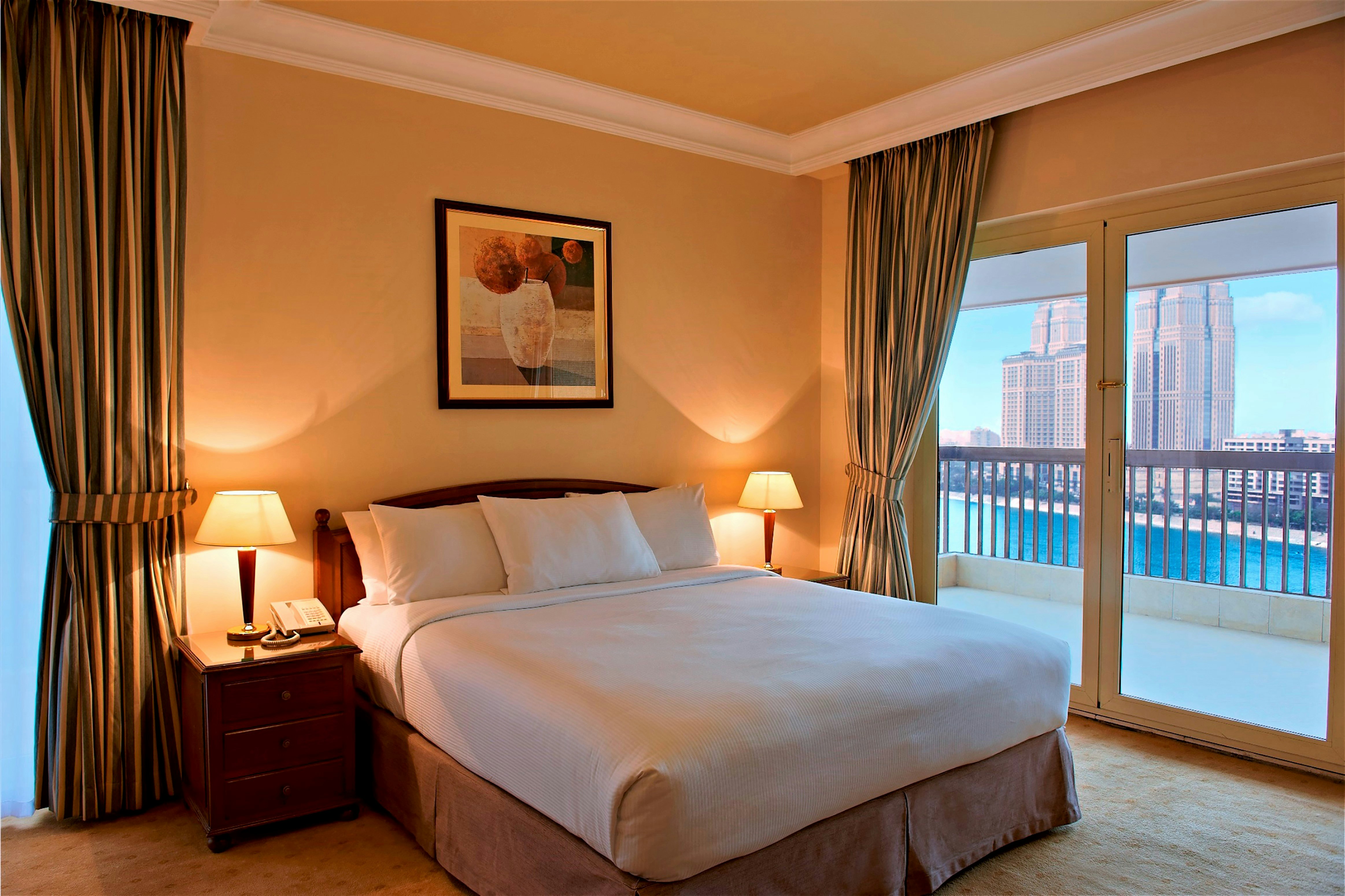 SUITE, RIVER VIEW