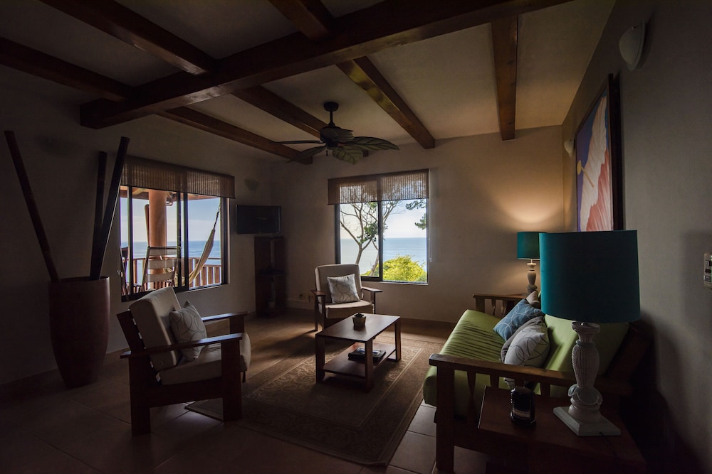 Villas Alturas 24/50
