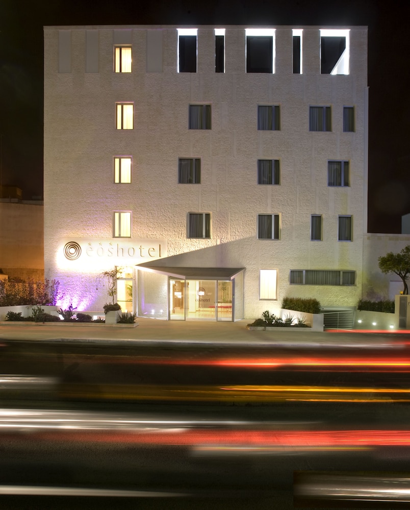 Eos Hotel 2/72