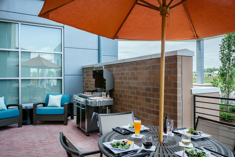 Hyatt House Anchorage 42/62