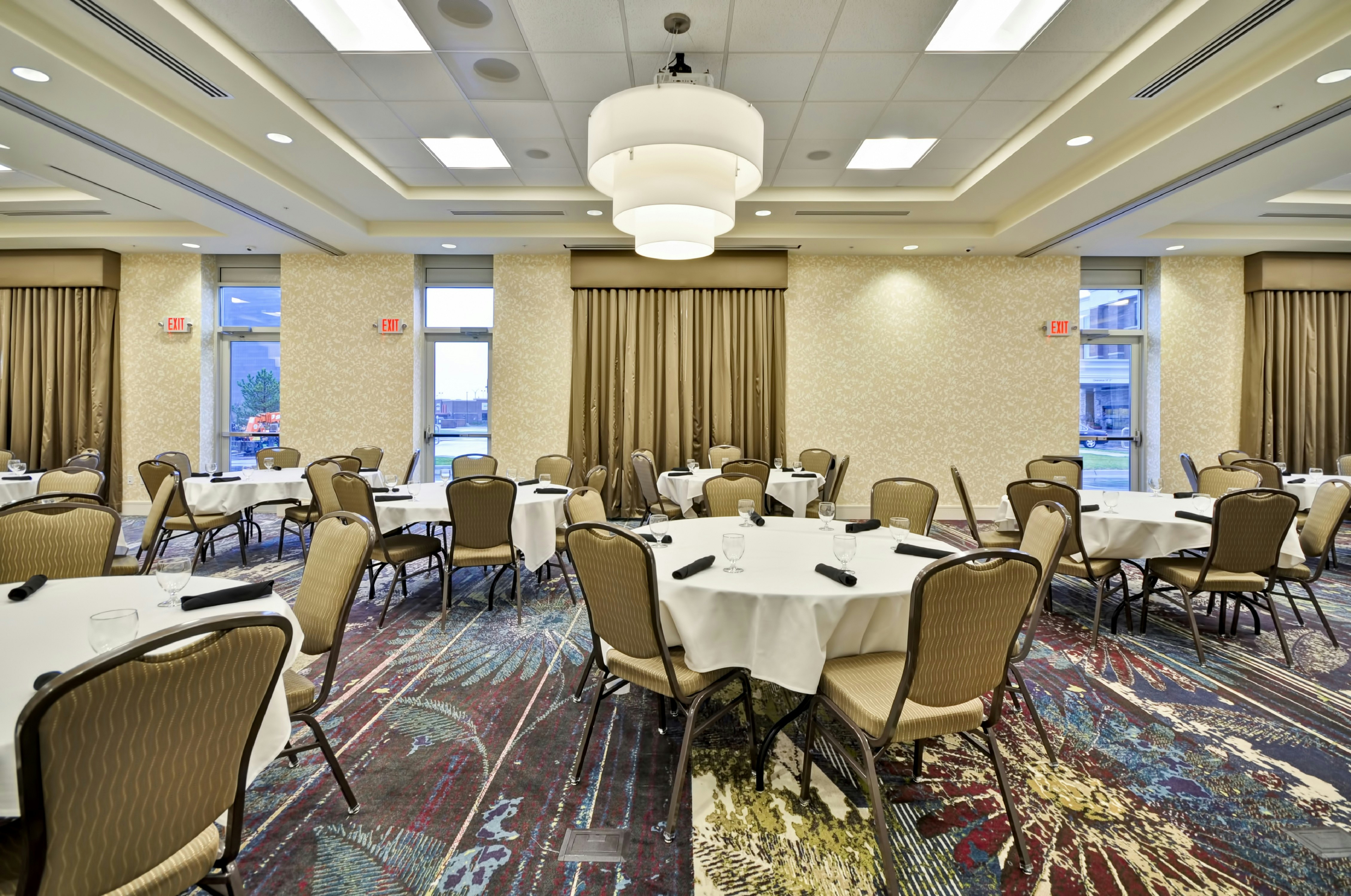 Hilton Garden Inn Detroit Troy 72/79