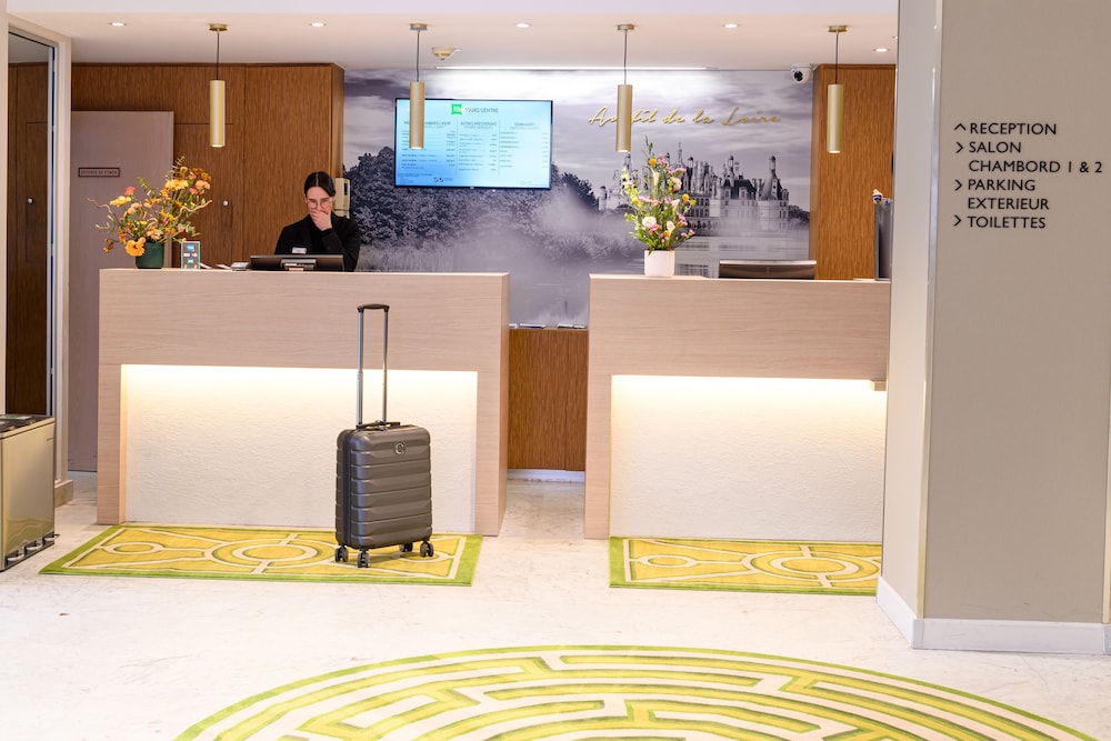 Ibis Styles Tours Centre 11/74