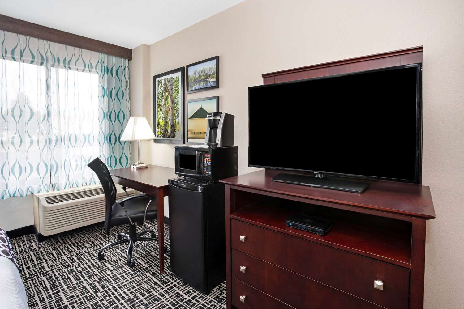 La Quinta Inn & Suites by Wyndham Denver Aurora Medical 38/43