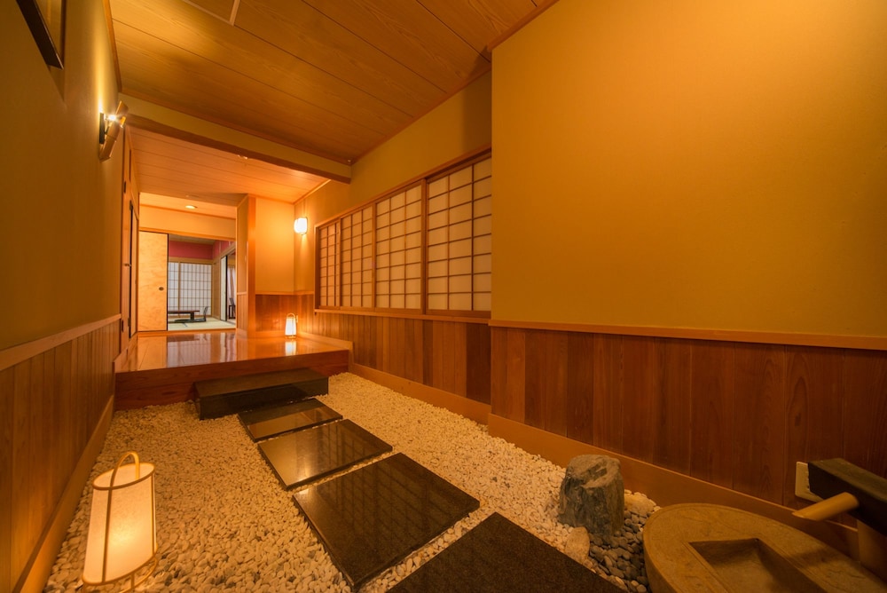SHINPACHIYA 26/50