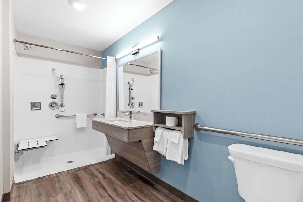 WoodSpring Suites Centennial - Denver Tech Center 63/64