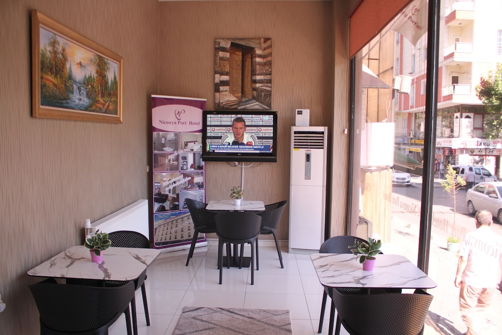 Niconya Port Suite Hotel 41/64