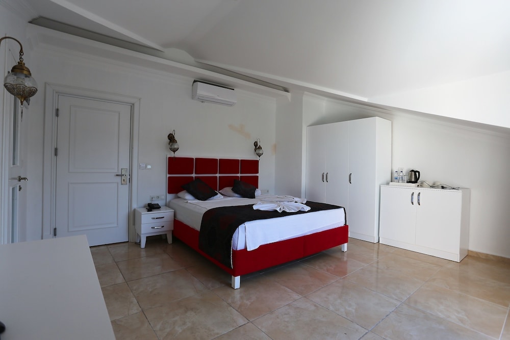 Cennet Life Hotel 38/59