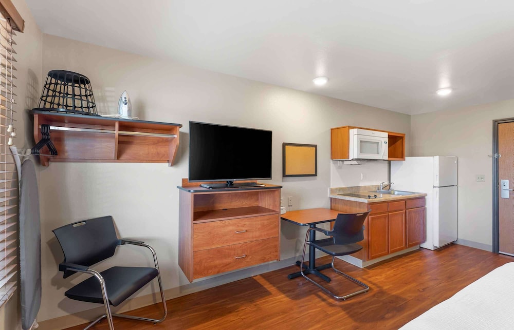 Extended Stay America Suites - Denver – Airport 25/43