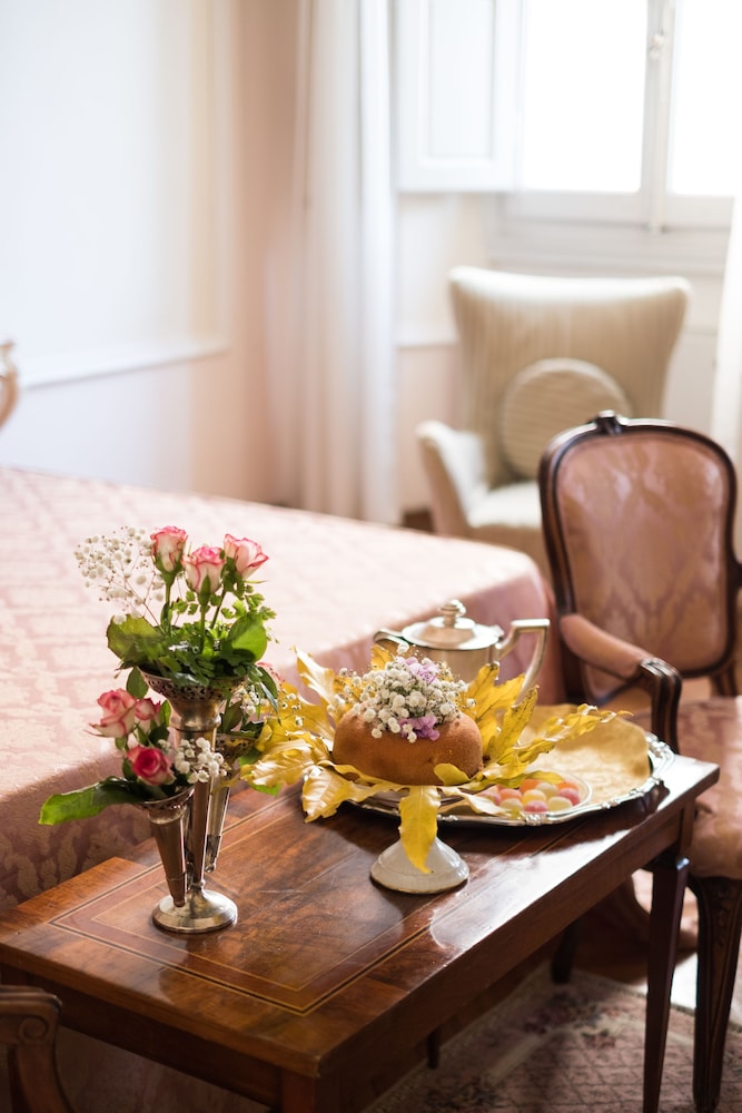 Hotel Principe 60/67