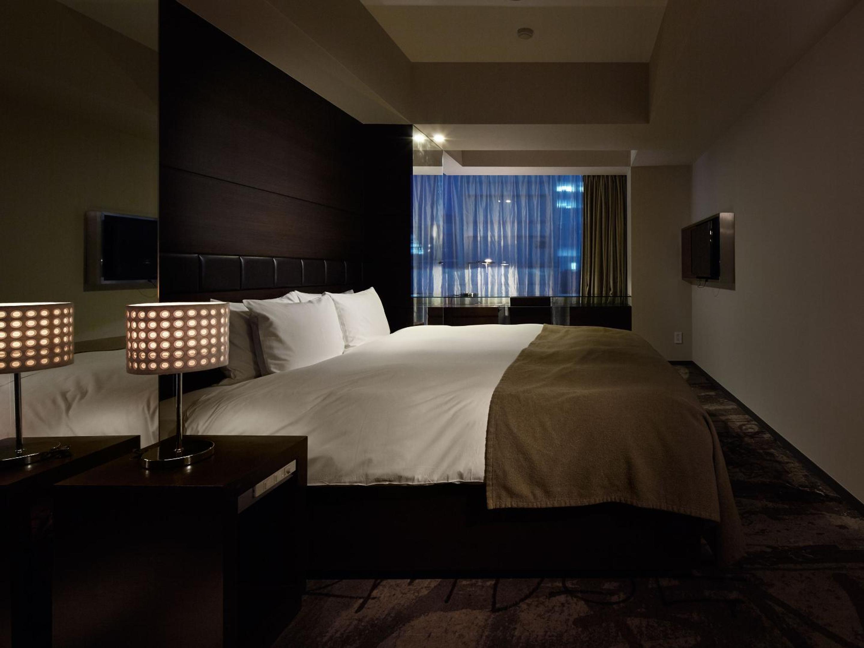 Premier, Double Bed