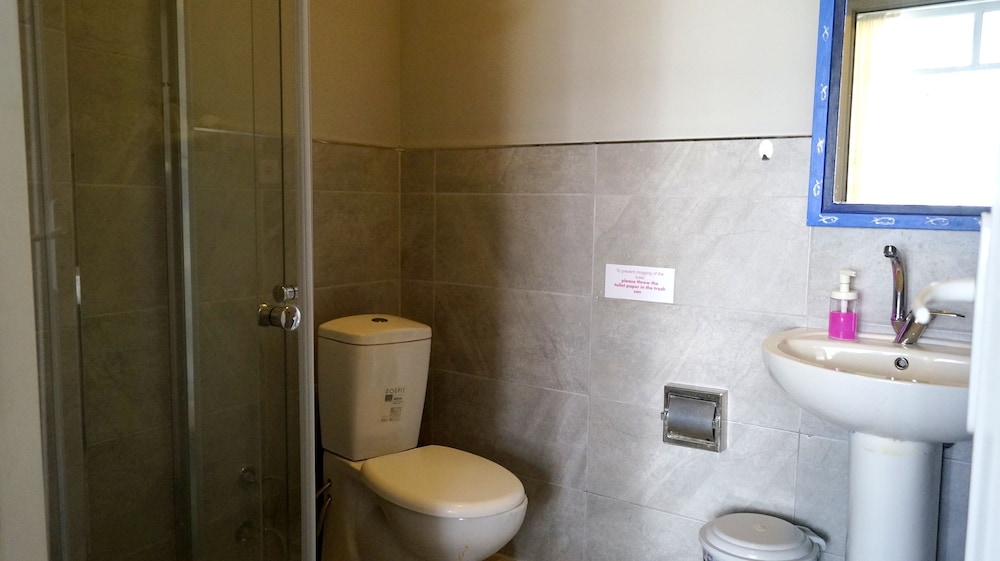 Windrose Hostel 43/47