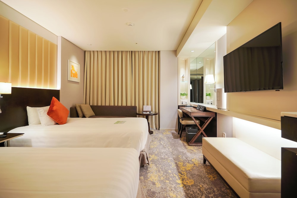 ROOM, TWIN BEDS, HIGH FLOOR