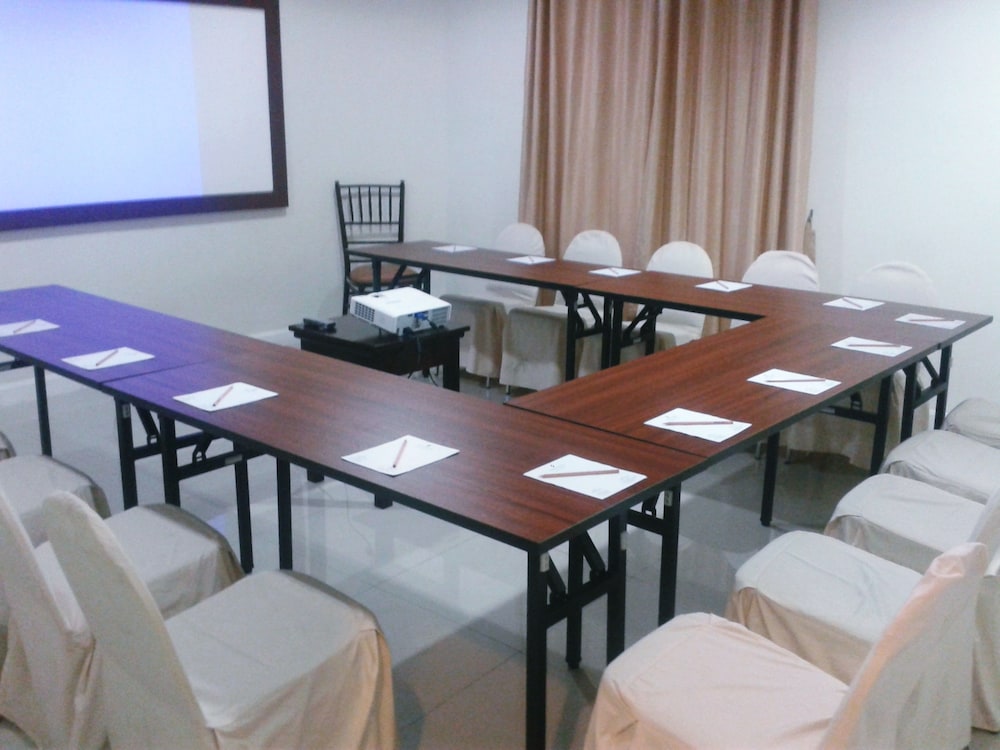 Noola Inn Hotel Bogor 39/43