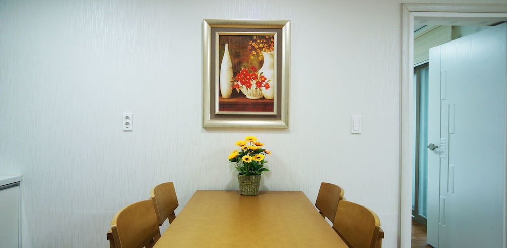 Jeju J Pension 32/37